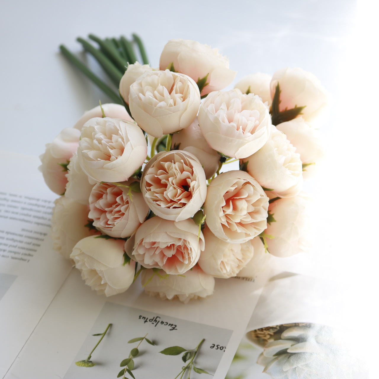 Искусственные цветы NN Букет Роза мини помпонные персиковый