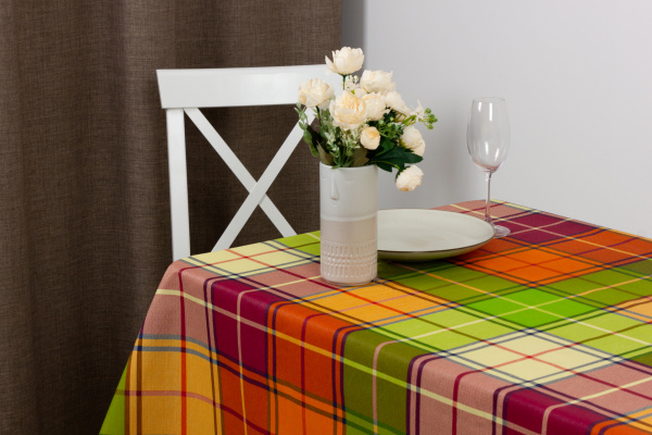 �������� ������� �� ���� Protec Textil Alba ������ 0109012 ������� 140x140 ��