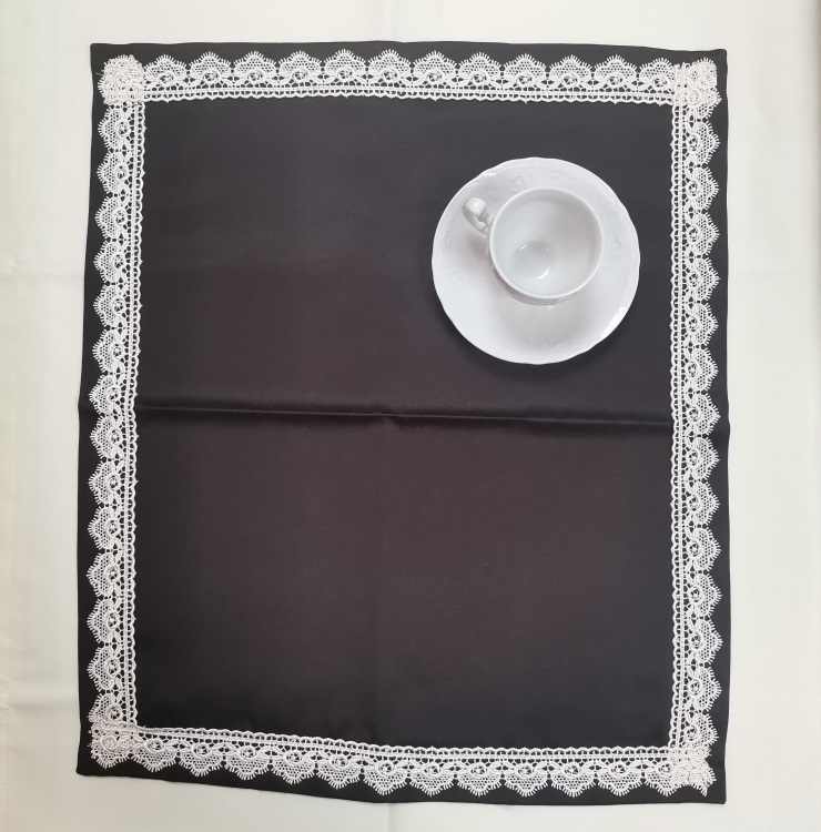 Салфетка для сервировки стола Декора шоколадная с кружевом 39х39см 1 шт